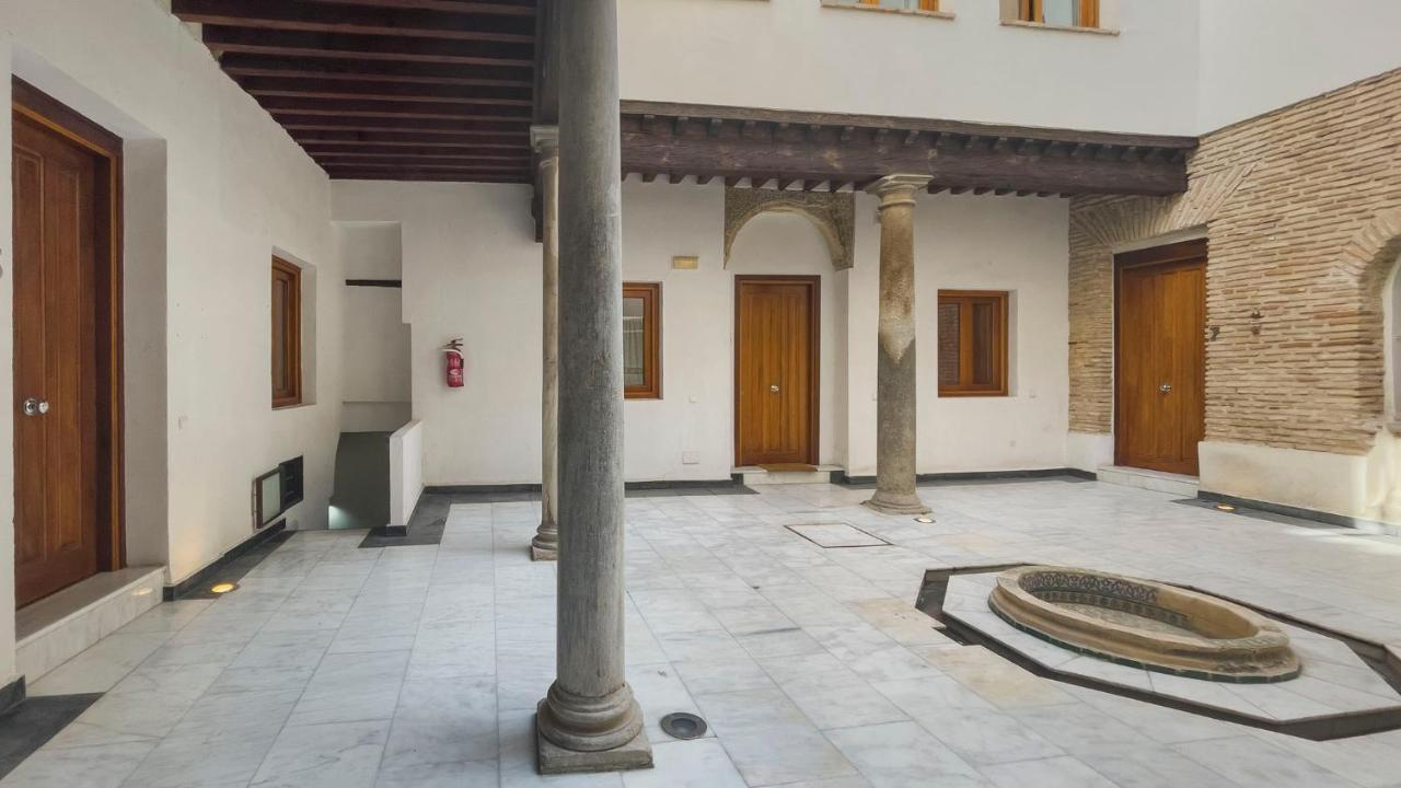 El Patio Del Regidor - Apartamentos Aloha Toledo Esterno foto